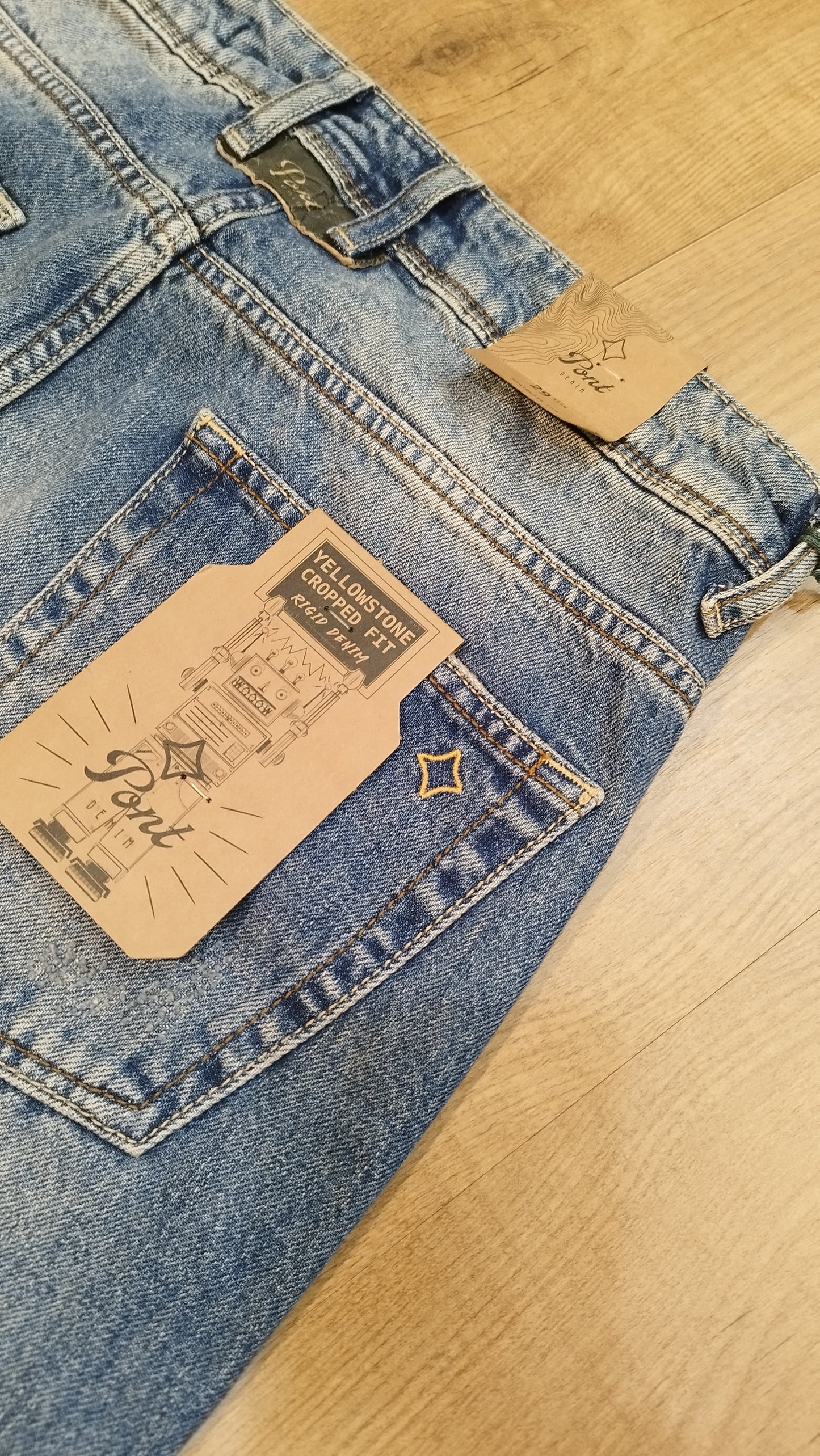 Jeans uomo Yellowstone Pont Denim, stile moderno e comfort premium